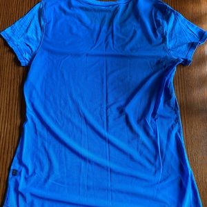 Lululemon blue mesh back shirt size 6